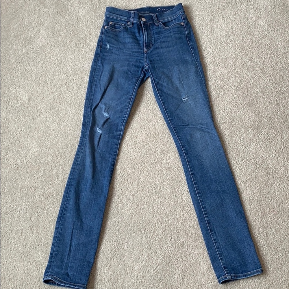 Gap Slim Straight Jeans 24R